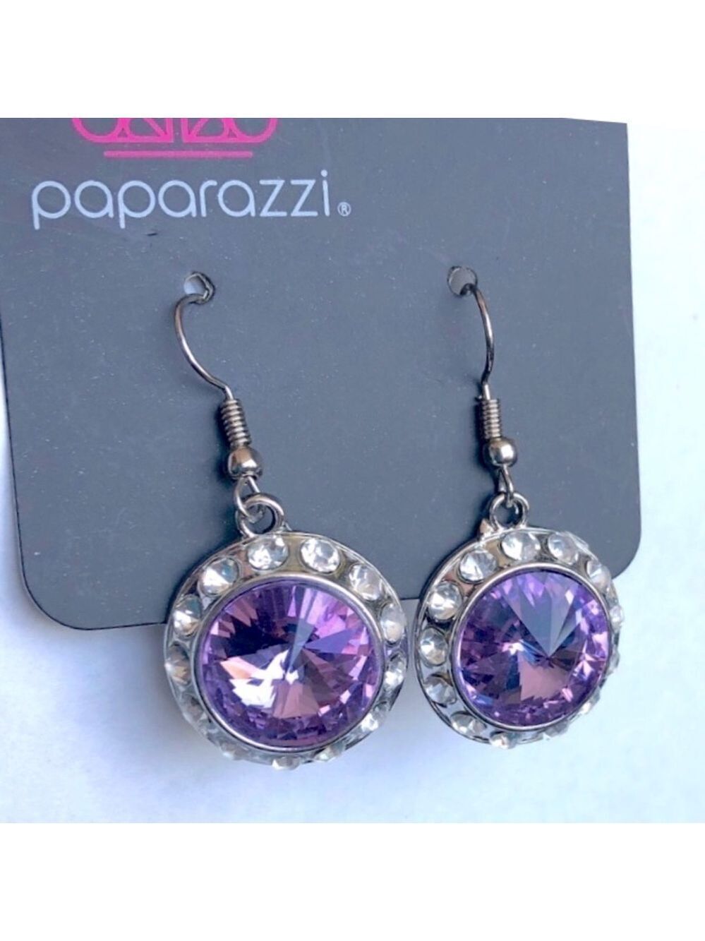NWT Paparazzi Lavendar Amethyst Coloured Rhinestone Silvertone Earrings Prom - Picture 4 of 4